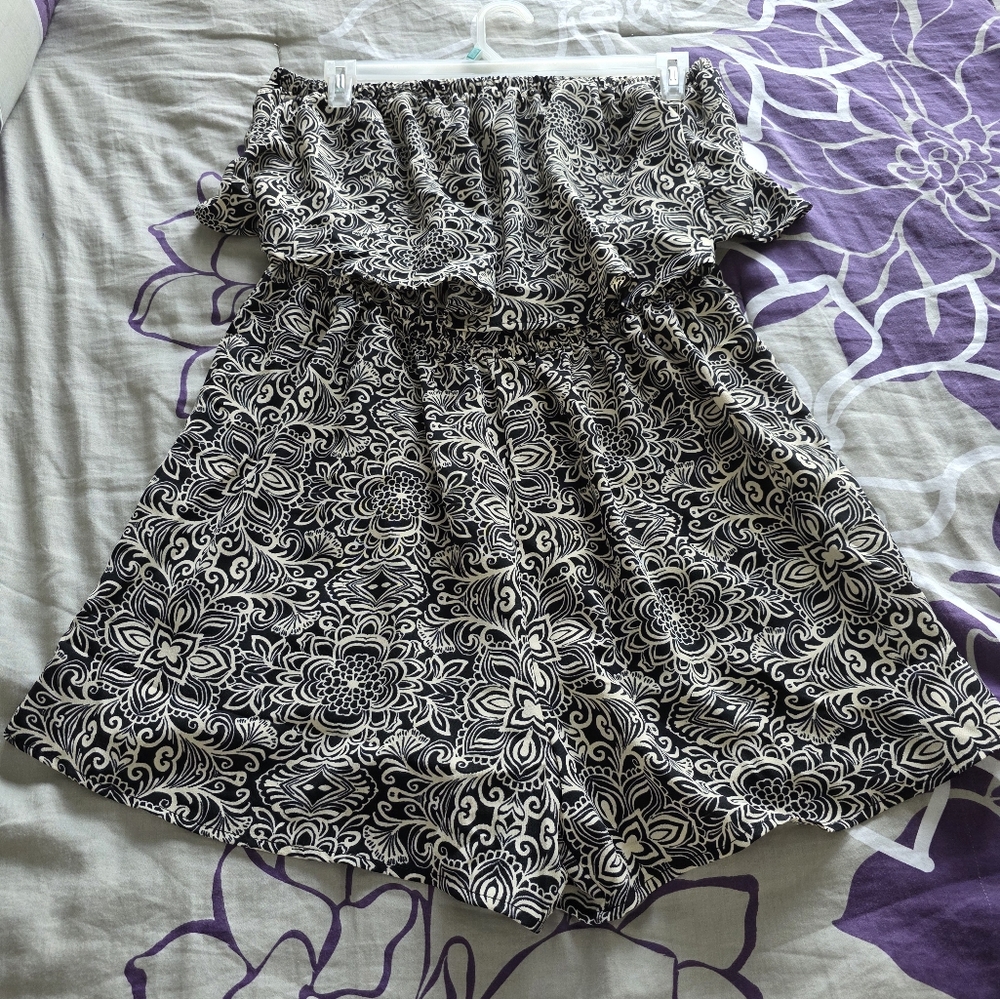 Floral Black and White Women's Romper